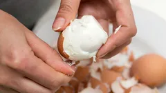 Einfache Regeln für perfekte Eier ohne Abplatzer und Krümel